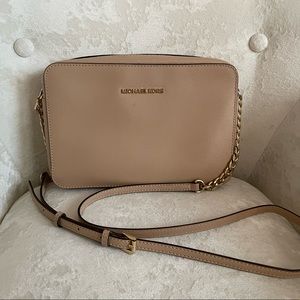 Michael Kors Jet Set Crossbody
